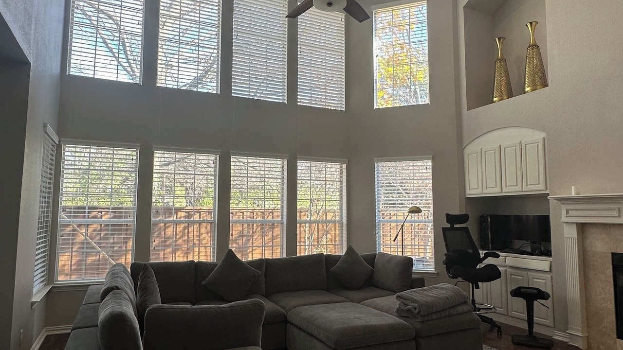 Photo of Livingroom in West Arlington