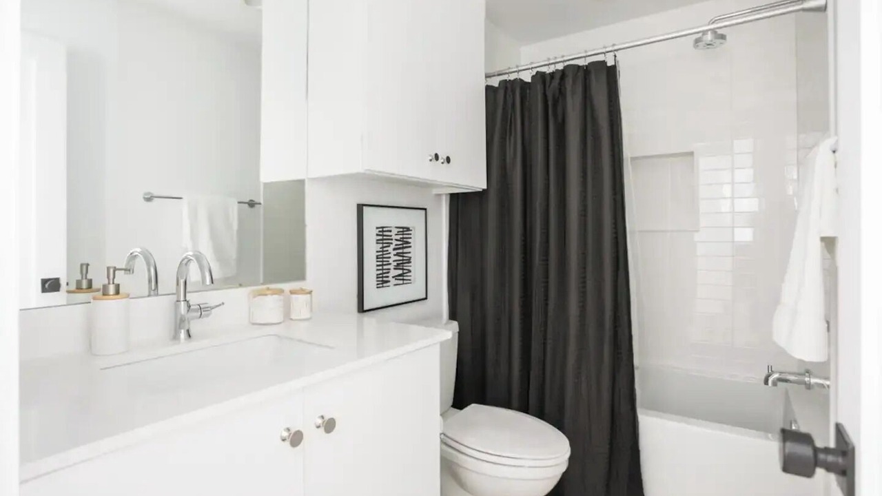 Photo of Bathroom in Central Oklahoma City