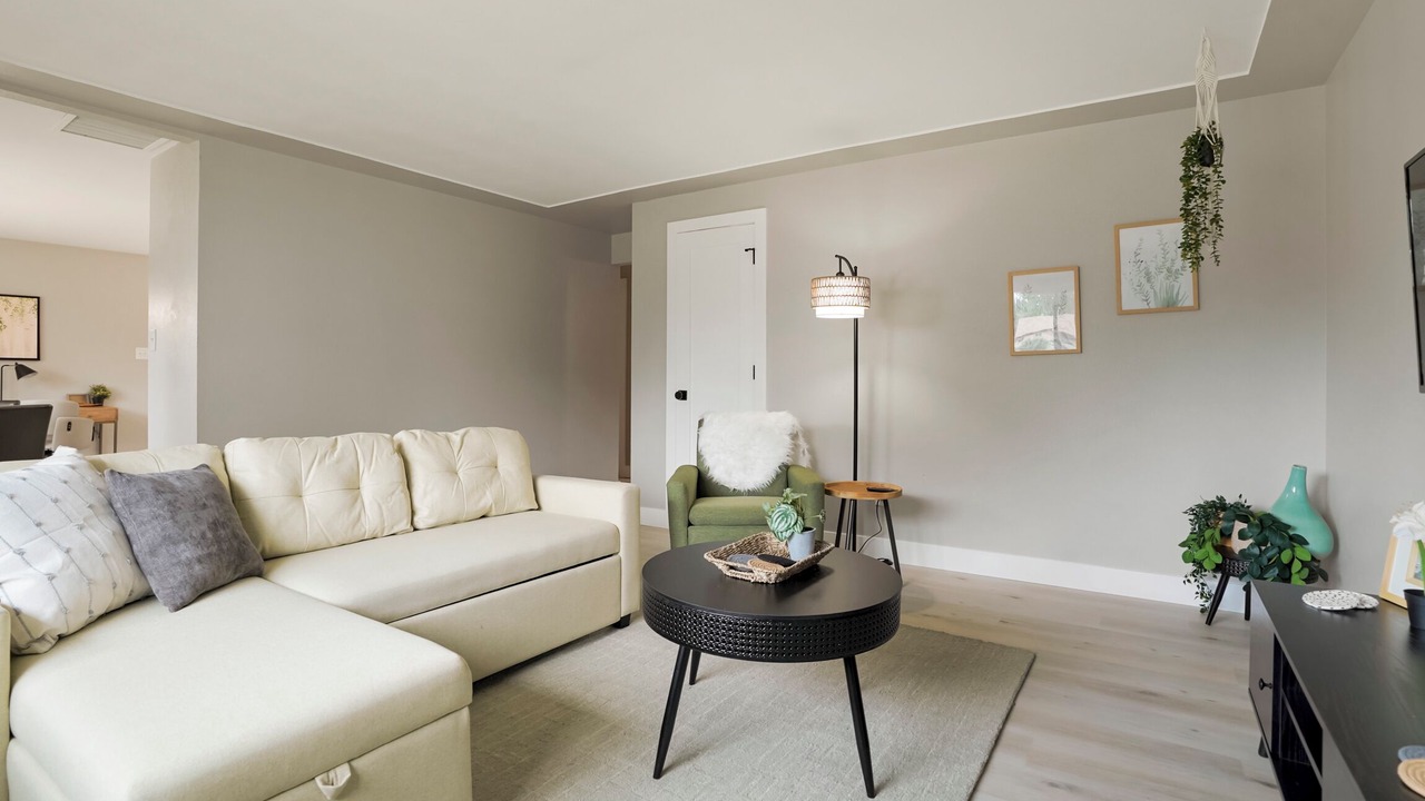 Photo of Livingroom in Northwest Arvada