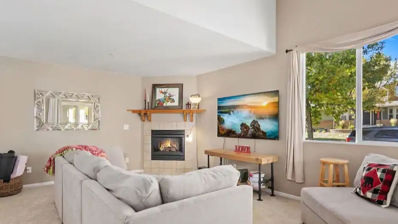 Photo of Livingroom in Rigden Farm