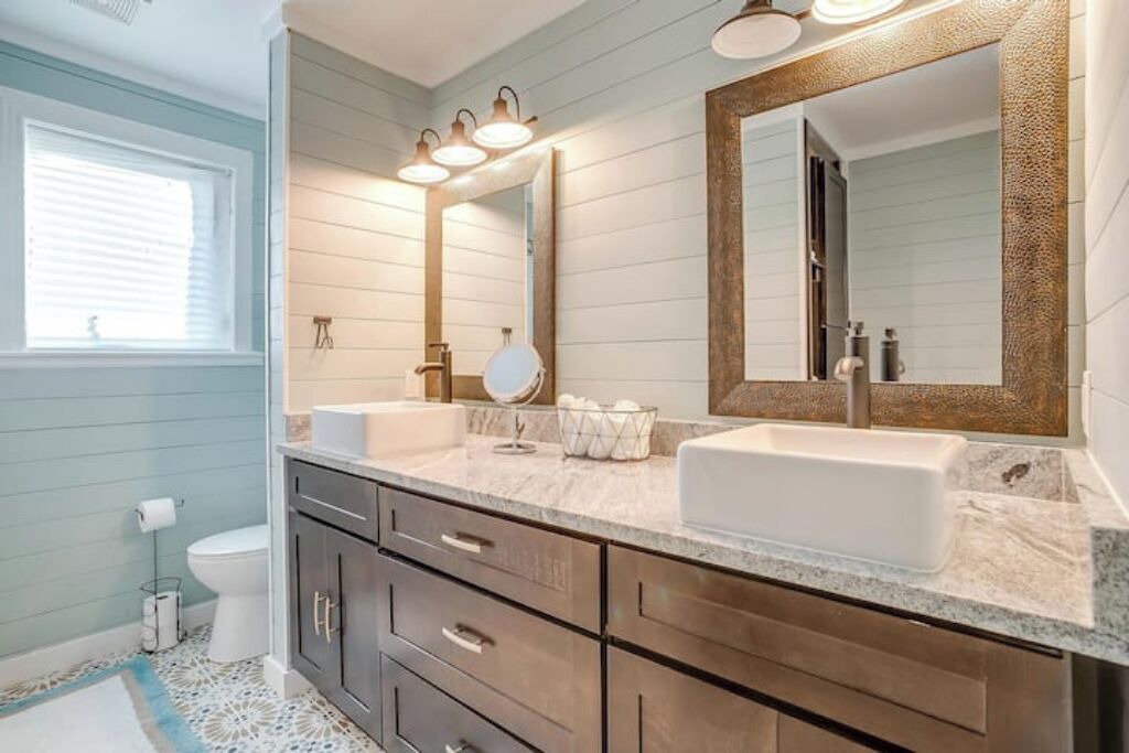 Photo of Bathroom in Gordon