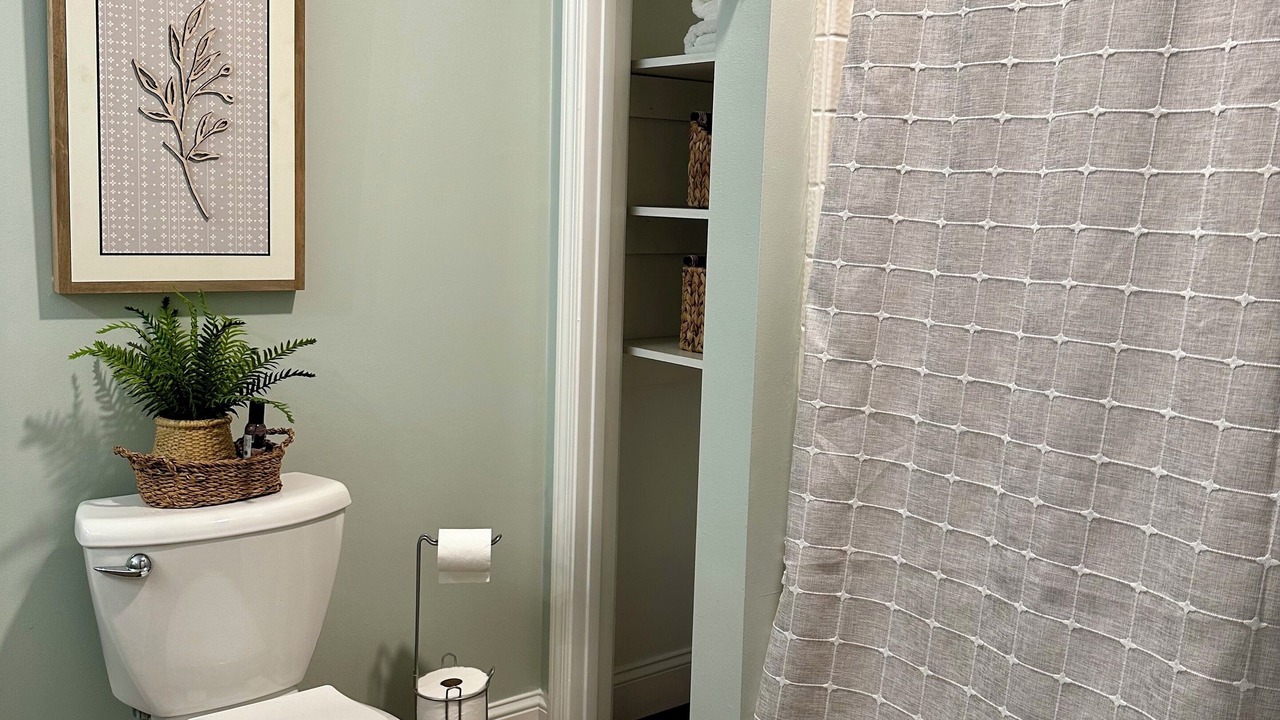 Photo of Bathroom in Smithville