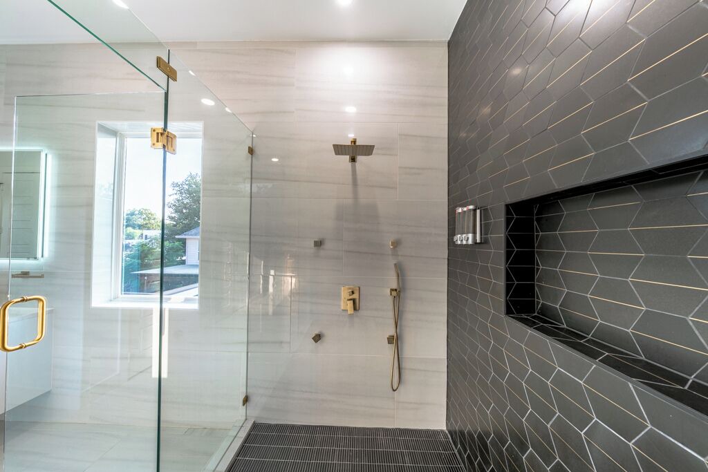 Photo of Bathroom in Preston Hollow