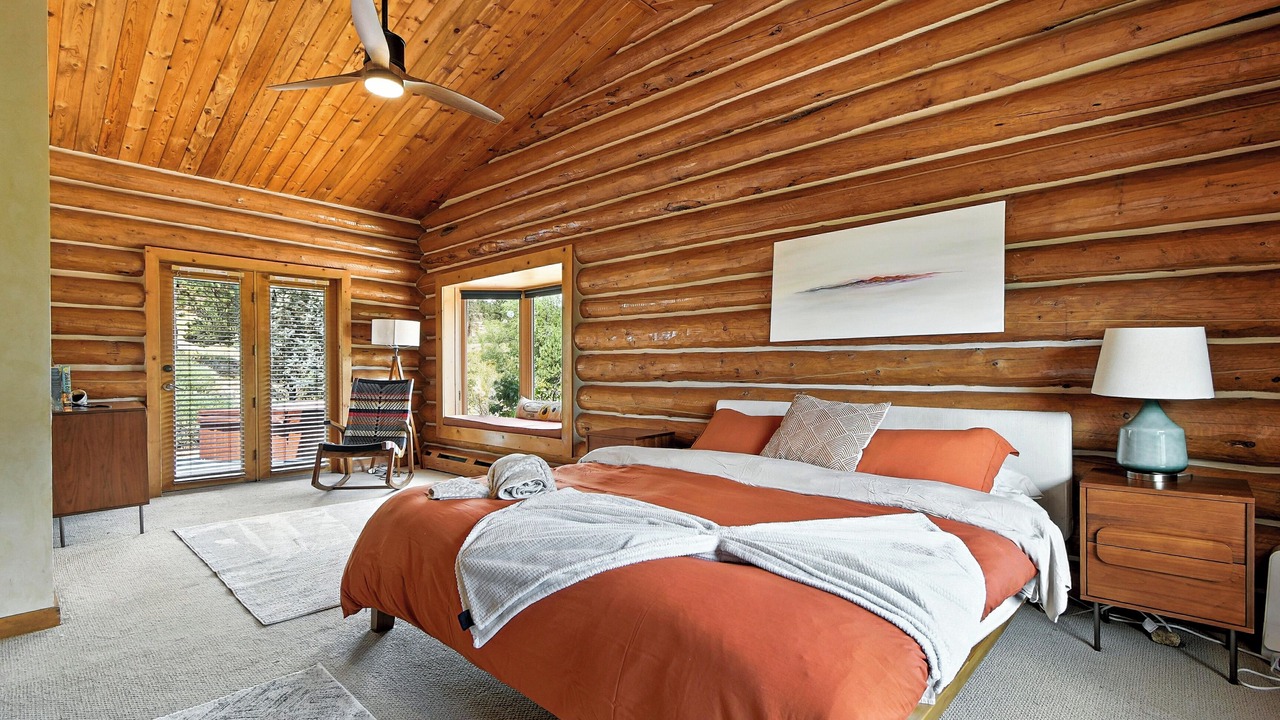 Photo of Bedroom in Lyons