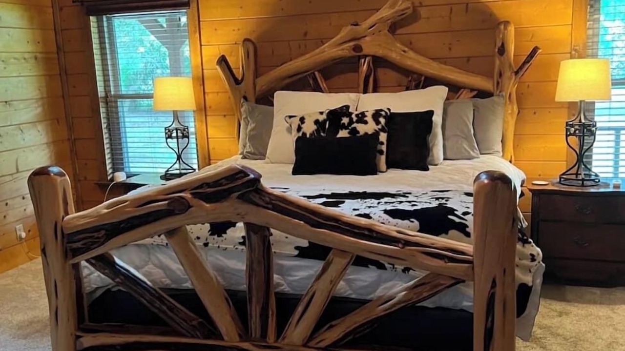 Photo of Bedroom in Granbury