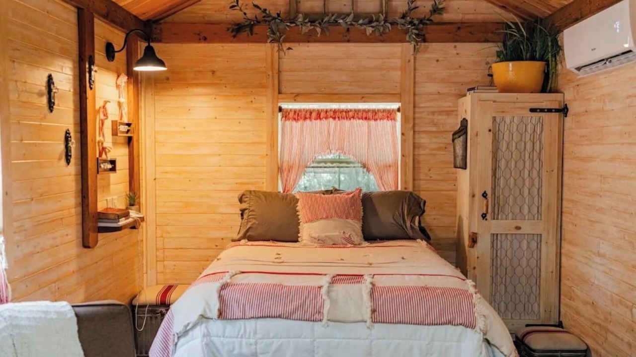 Photo of Bedroom in Granbury