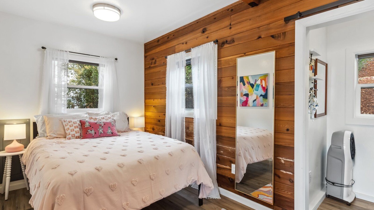Photo of Bedroom in Camano Island
