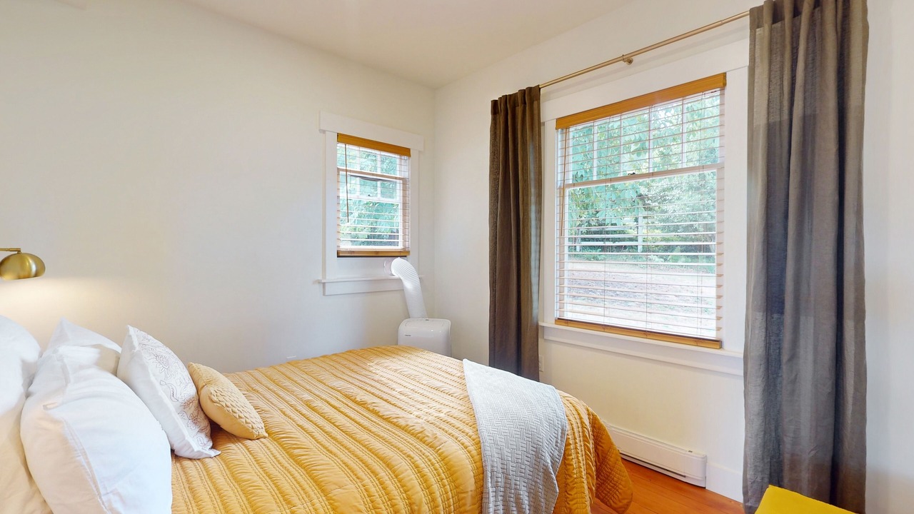 Photo of Bedroom in Vashon Island