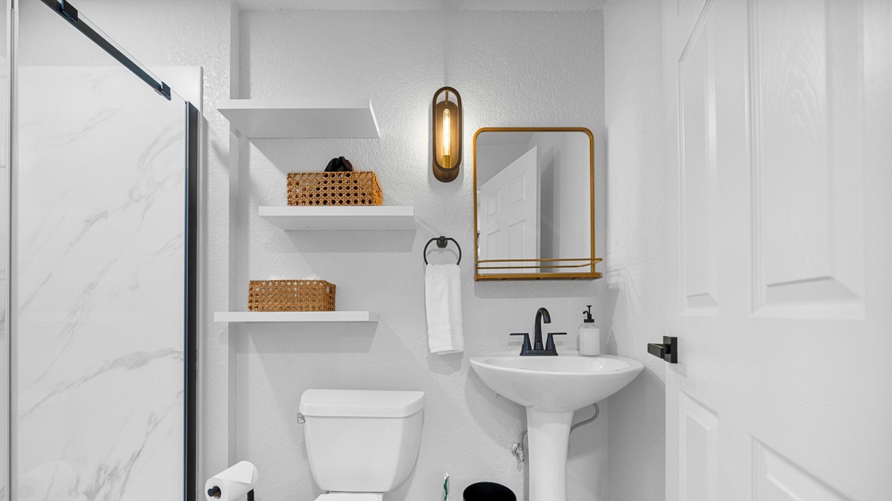 Photo of Bathroom in Lake Hamilton