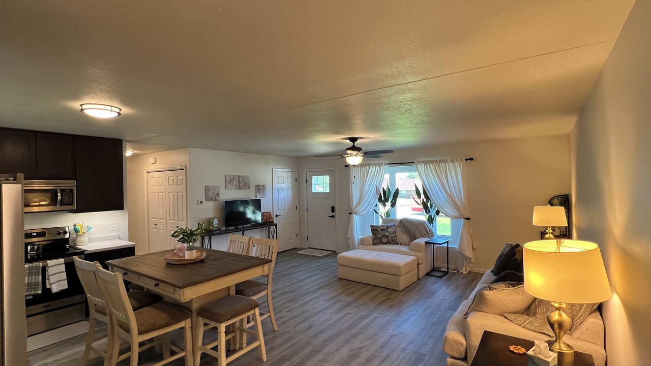 Photo of Livingroom in Corydon