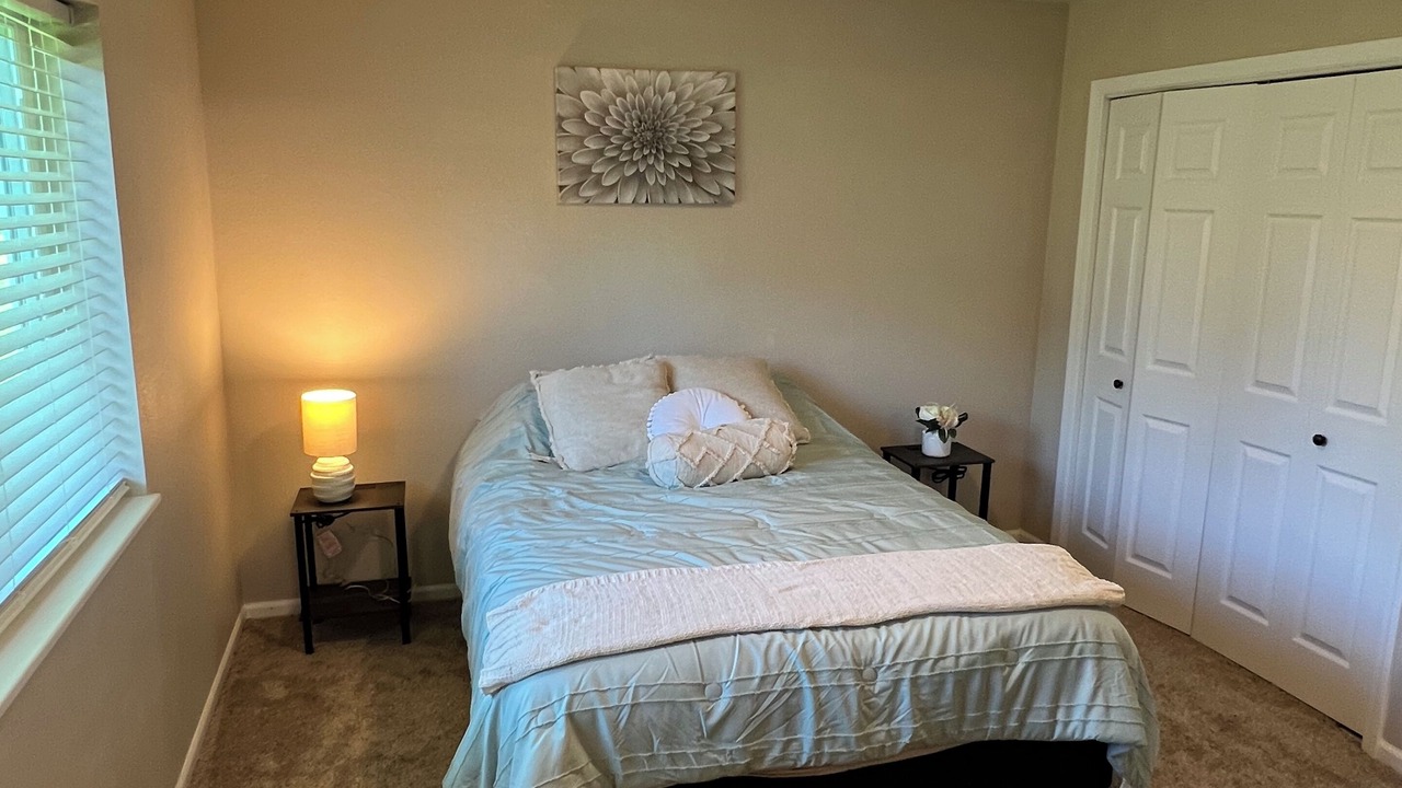 Photo of Bedroom in Corydon