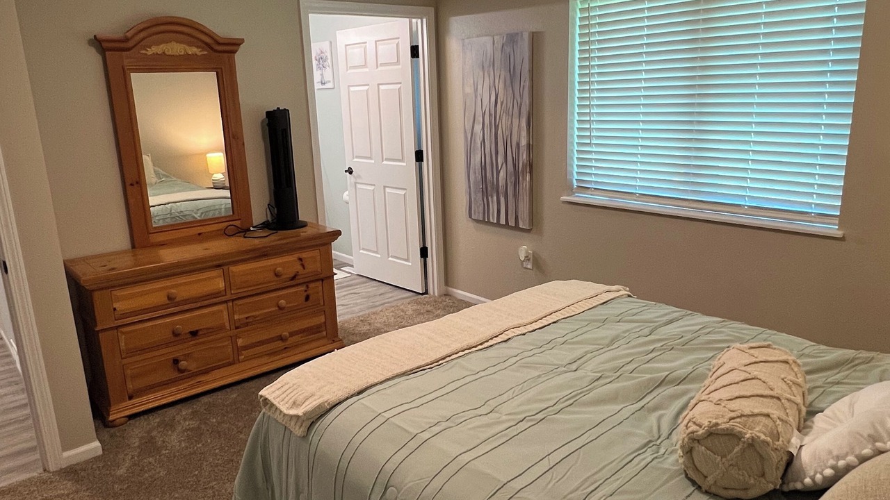 Photo of Bedroom in Corydon