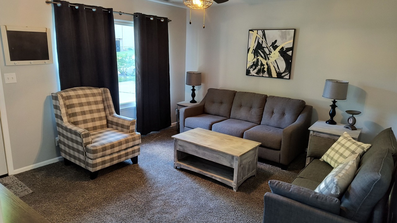 Photo of Livingroom in West Lincoln