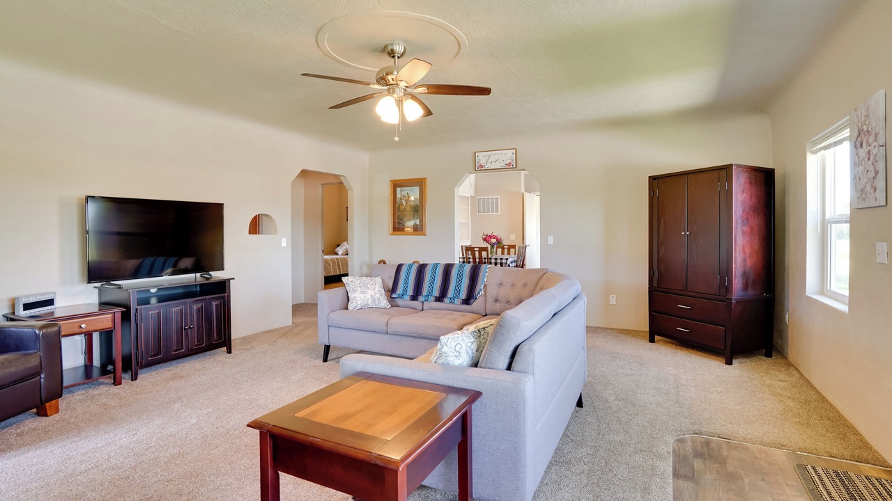 Photo of Livingroom in Gem County