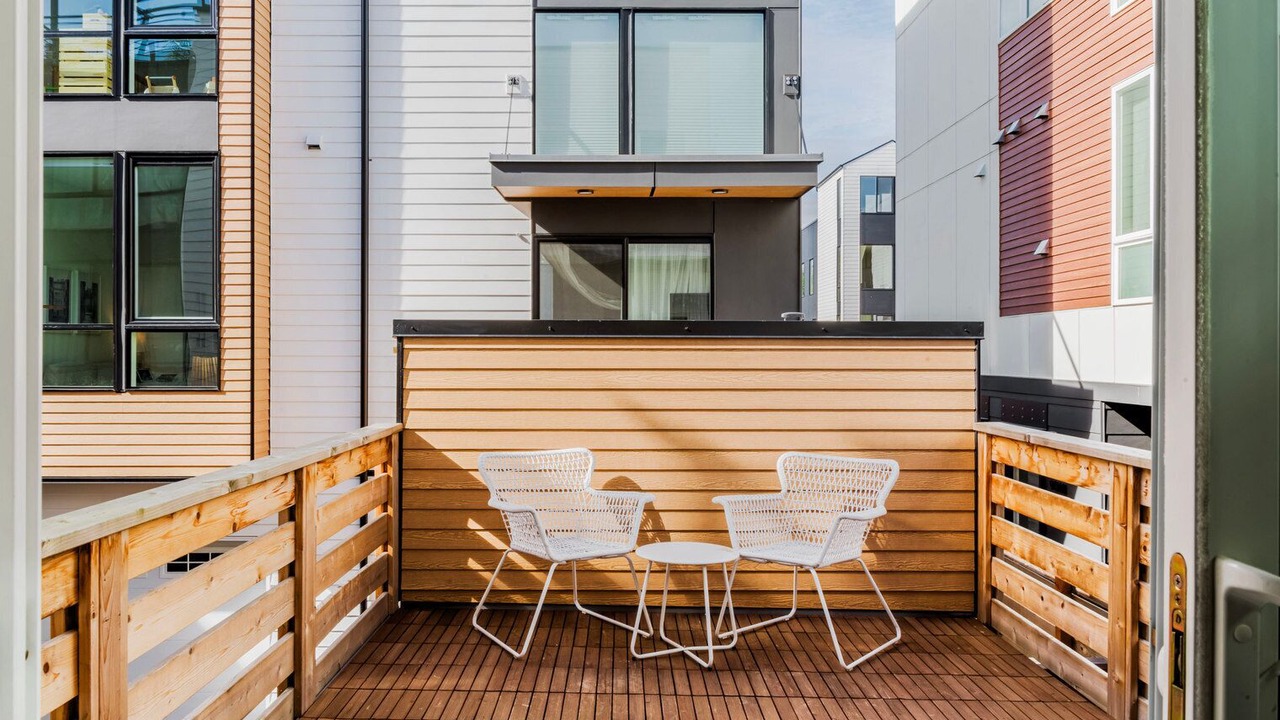 Photo of Patio Balcony in West Woodland