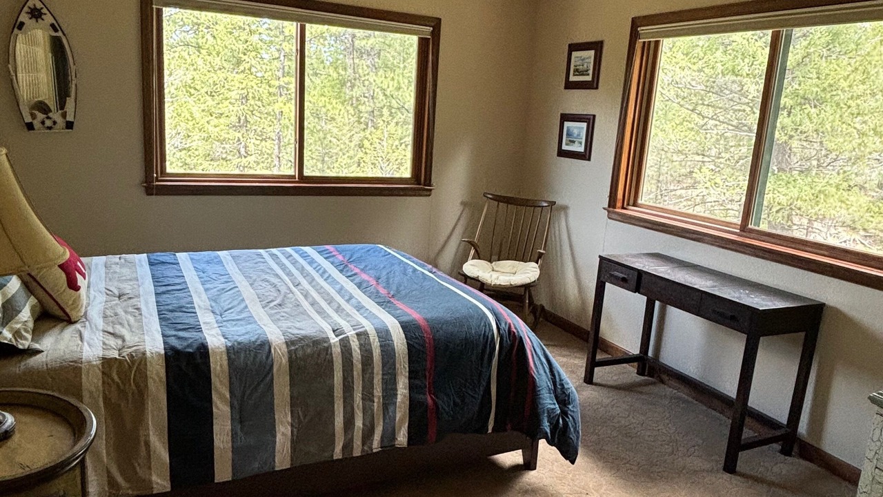 Photo of Bedroom in Evergreen