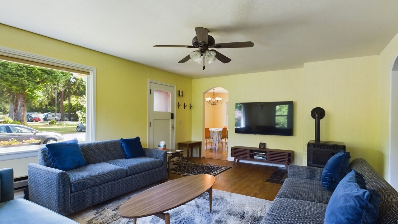 Photo of Bedroom in Packwood