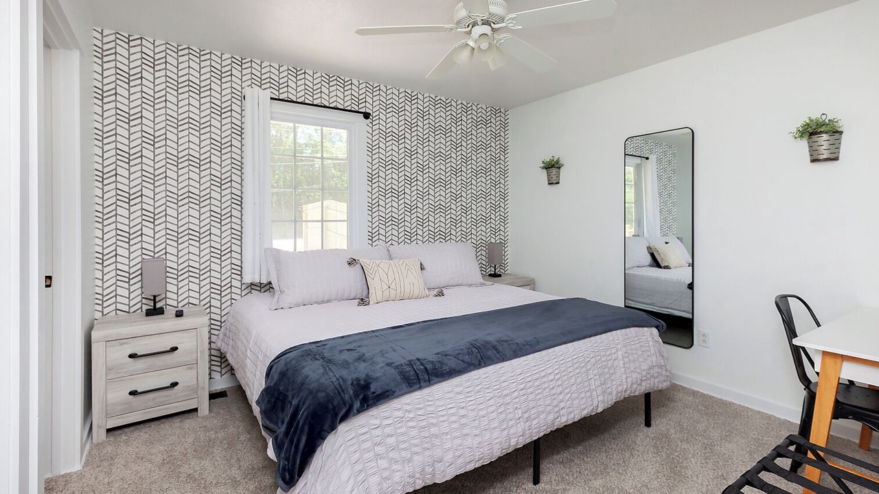 Photo of Bedroom in Des Moines