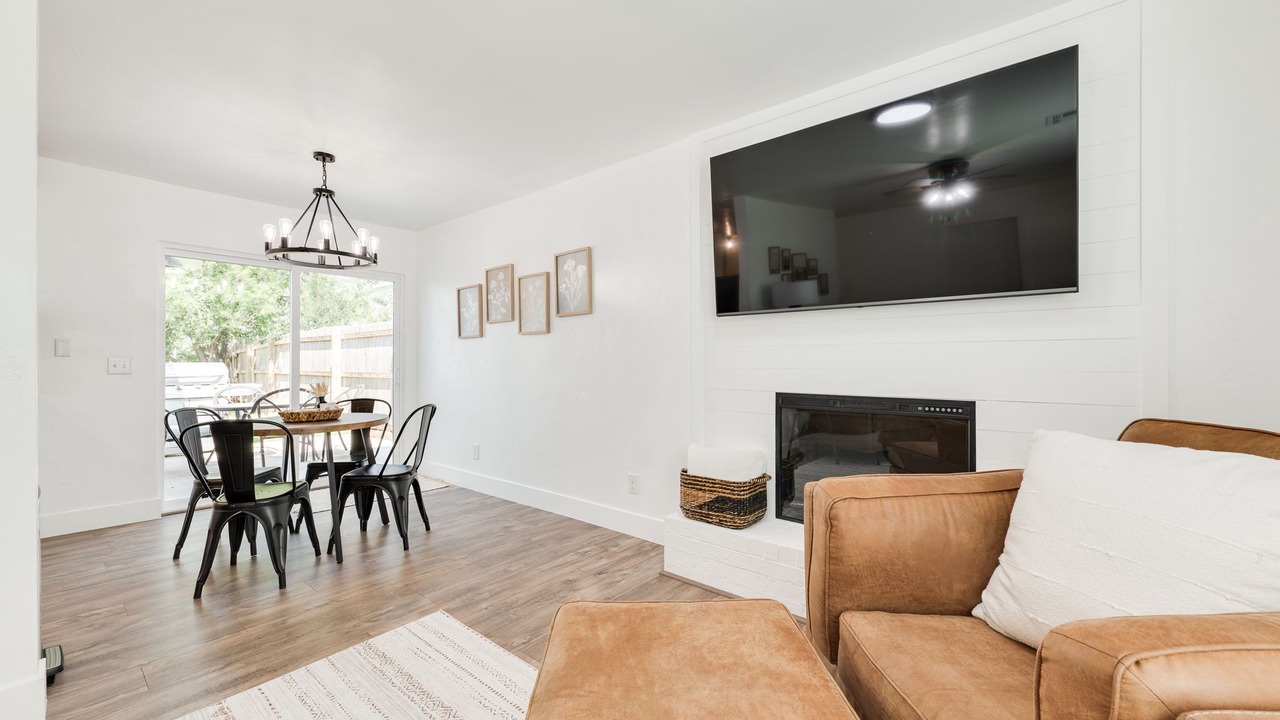 Photo of Livingroom in Edmond