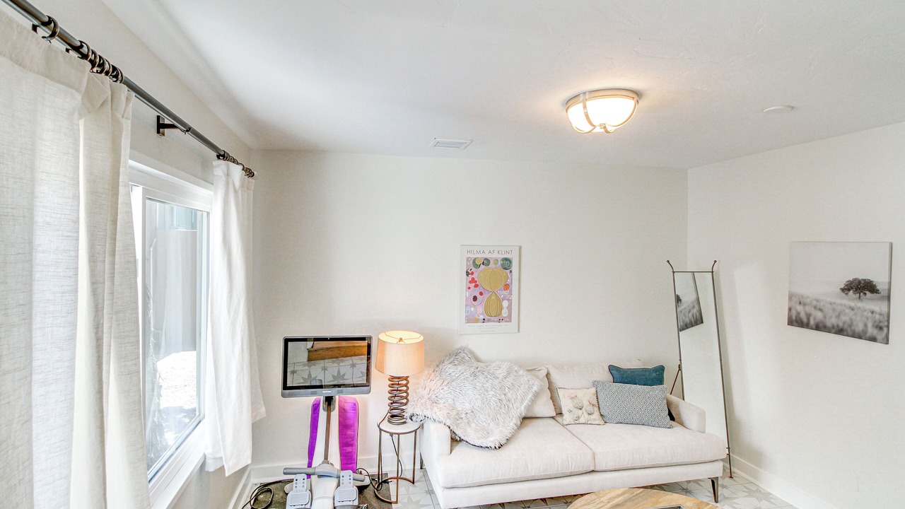 Photo of Bedroom in Nob Hill