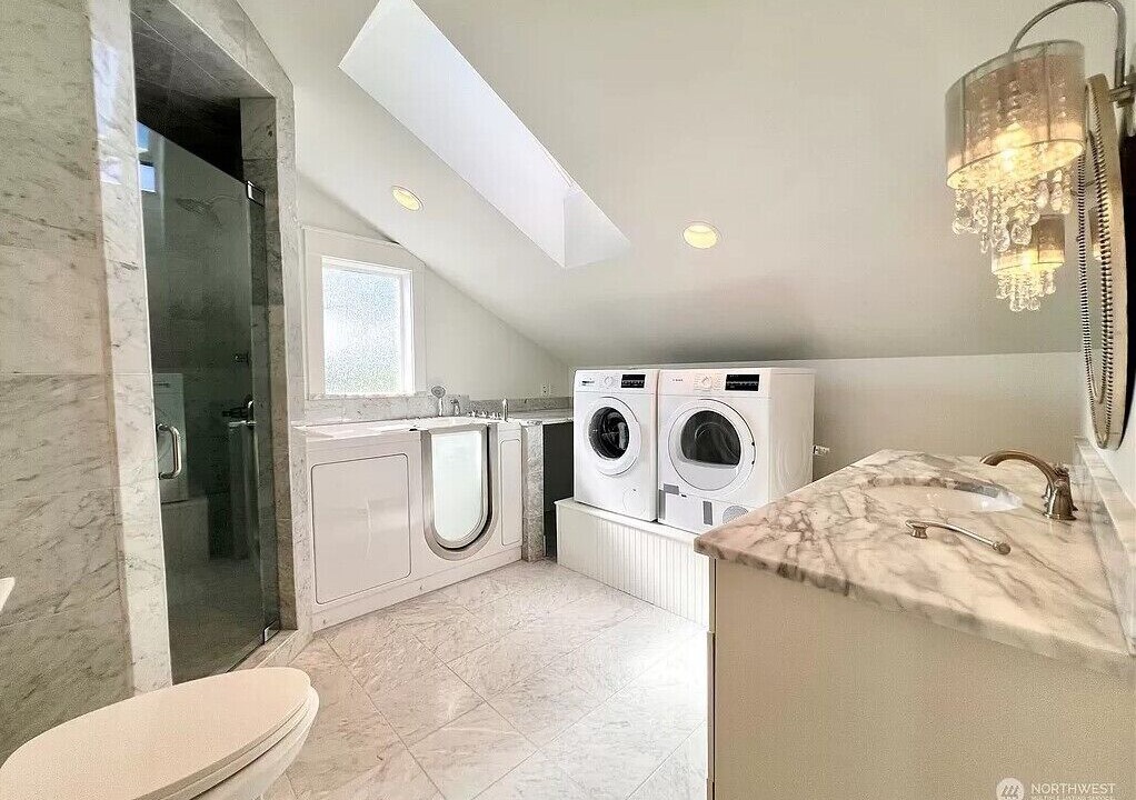 Photo of Bathroom in Clinton