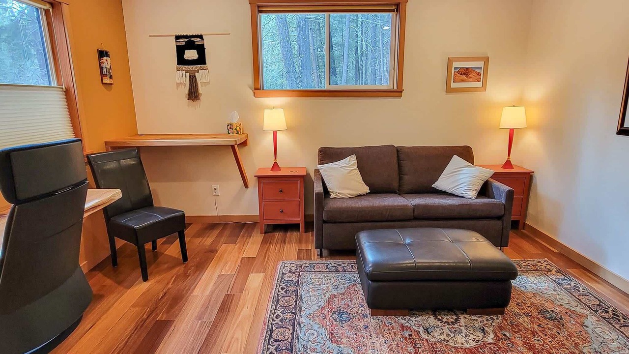 Photo of Livingroom in Mazama