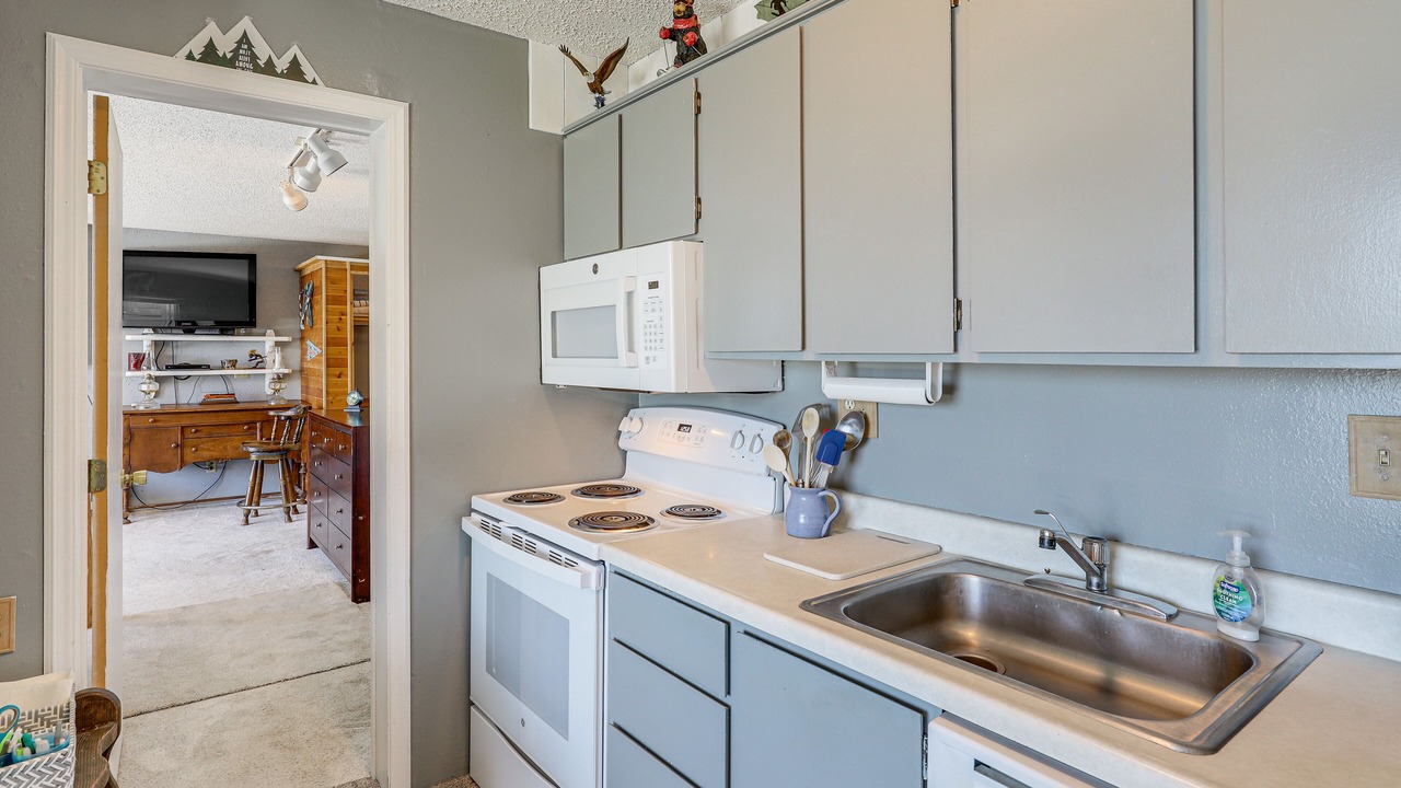 Photo of Kitchen in Mead