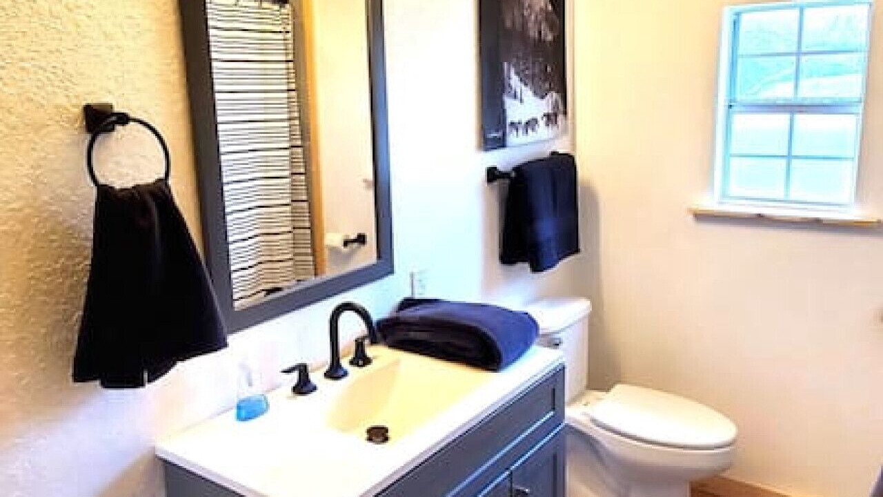 Photo of Bathroom in Sulphur