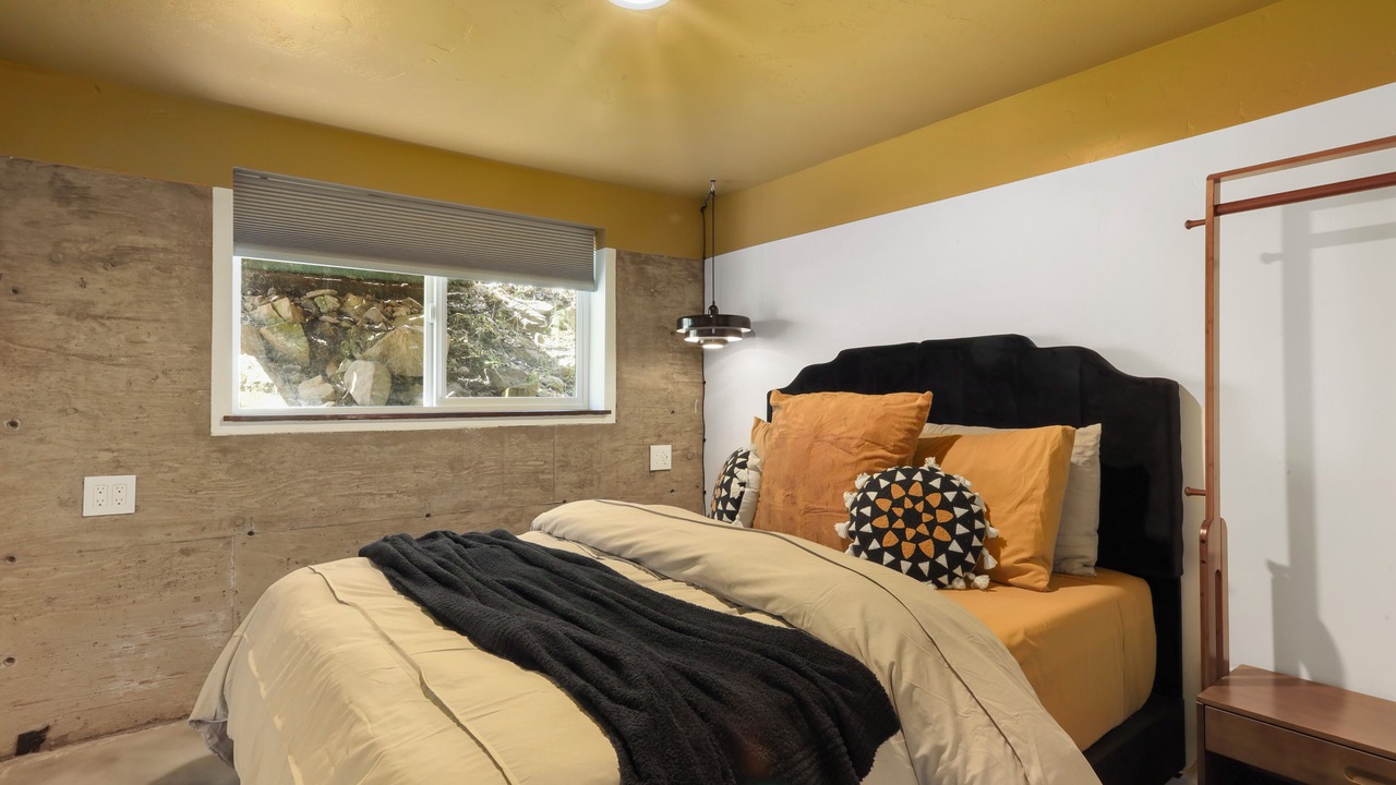 Photo of Bedroom in Carson