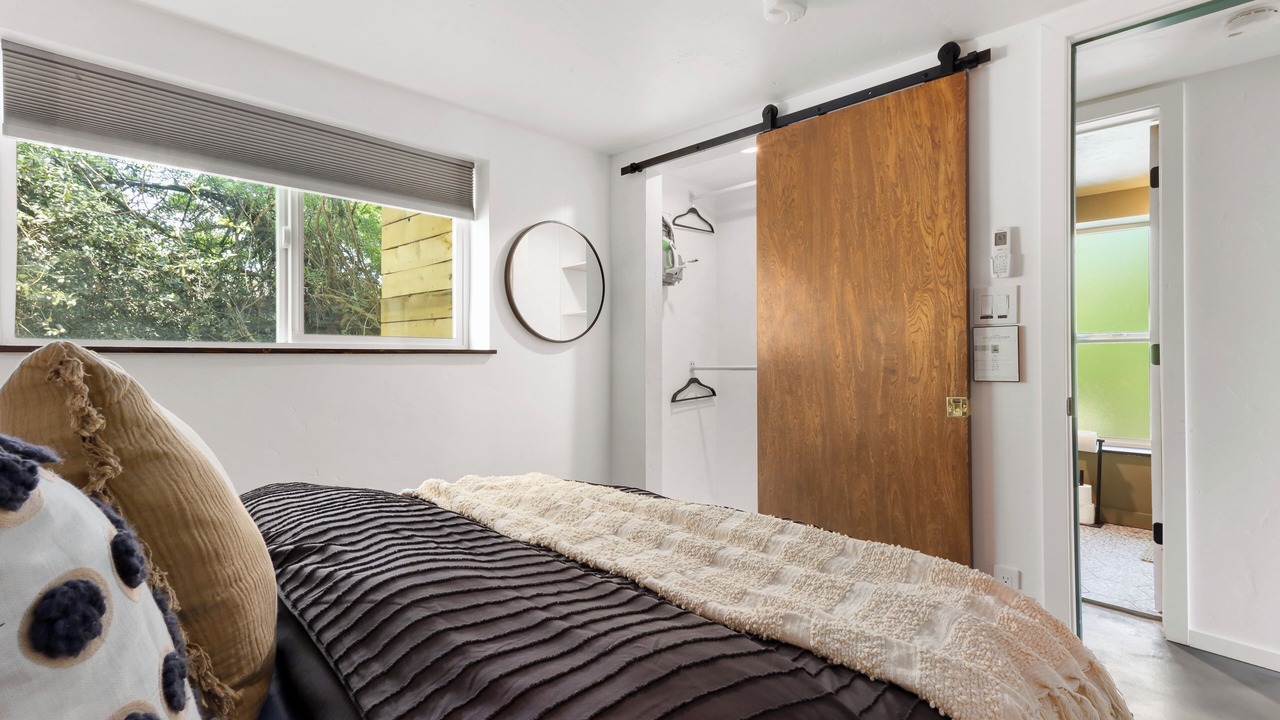 Photo of Bedroom in Carson