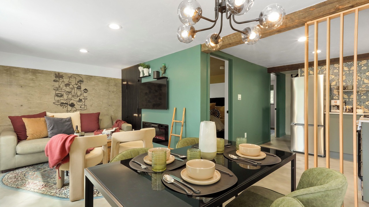 Photo of Livingroom in Carson