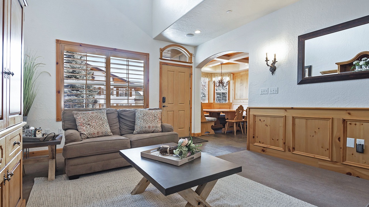 Photo of Livingroom in Midway