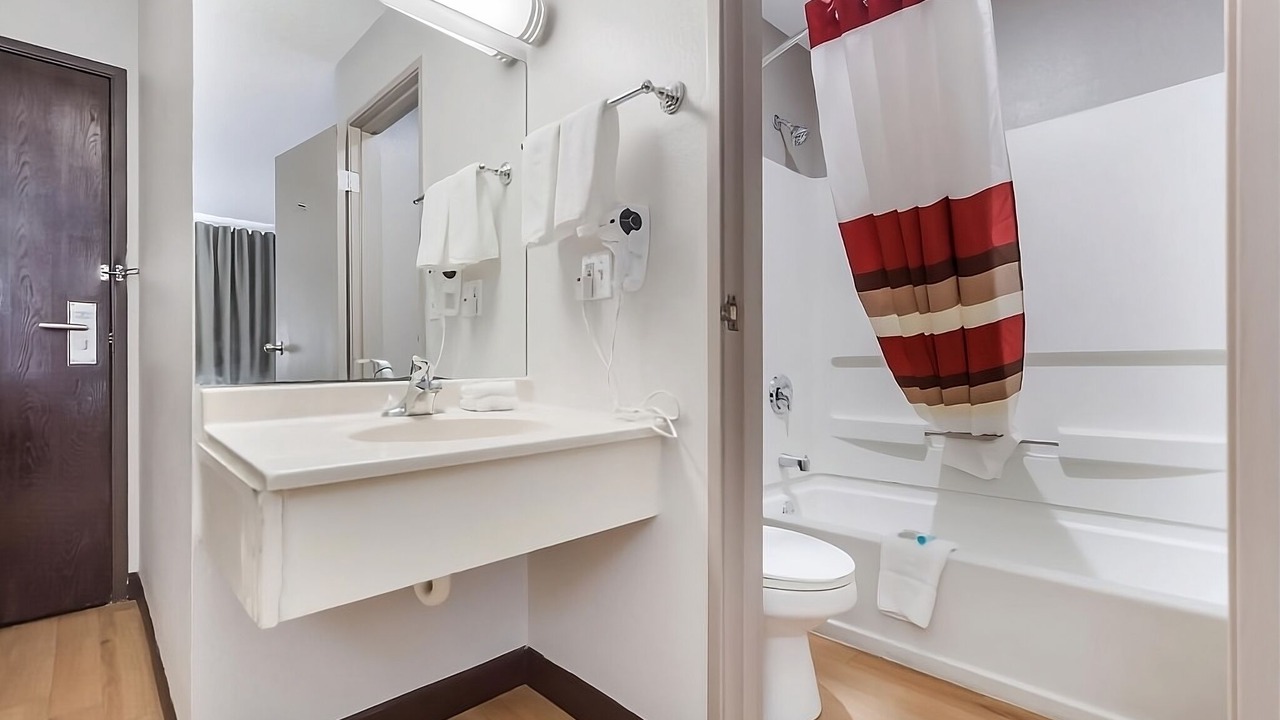 Photo of Bathroom in Council Bluffs