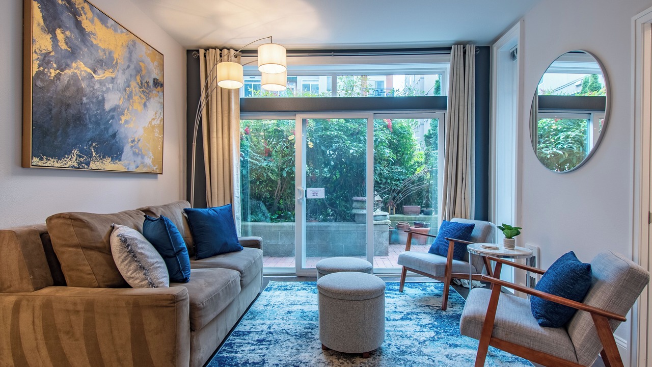 Photo of Livingroom in Belltown