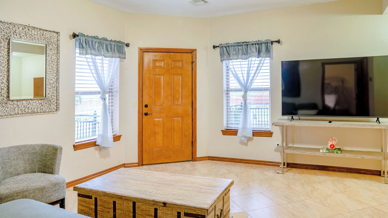 Photo of Bedroom in Pottawatomie County