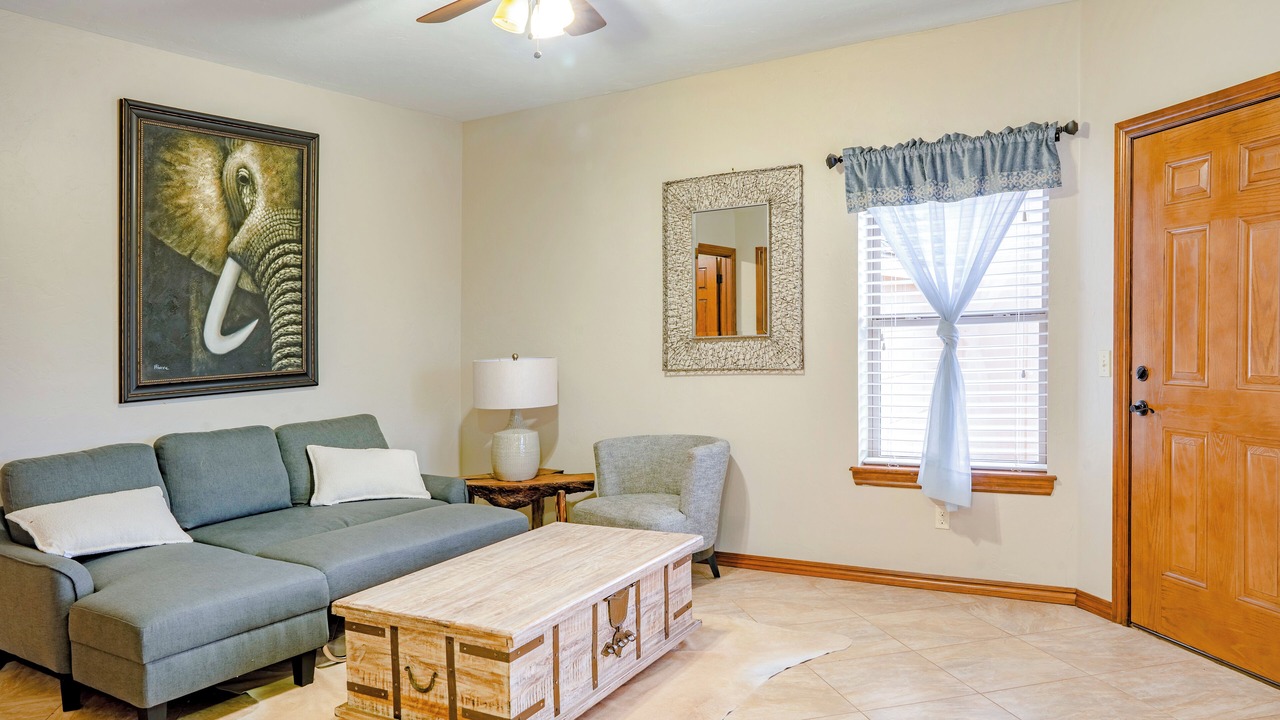 Photo of Bedroom in Pottawatomie County