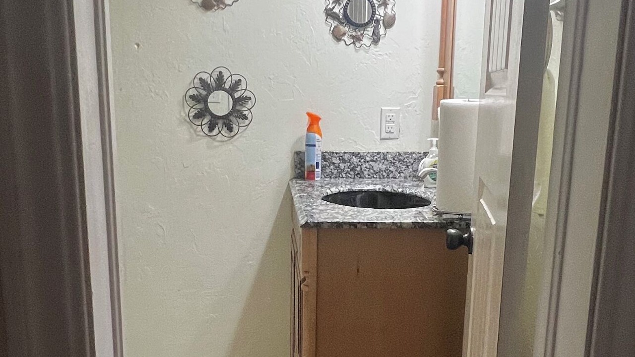 Photo of Bathroom in Central Oklahoma City