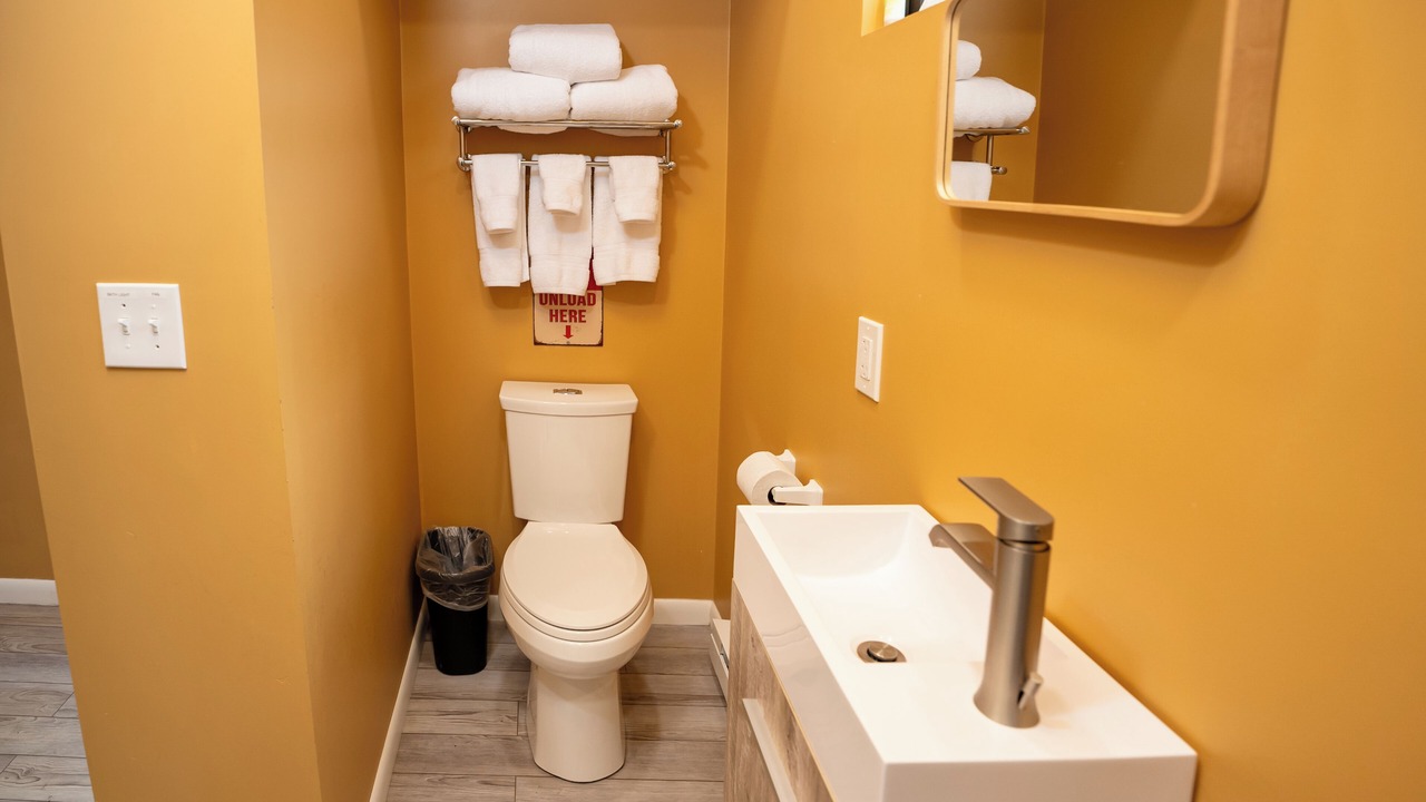 Photo of Bathroom in Lyons