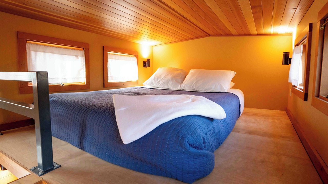 Photo of Bedroom in Lyons