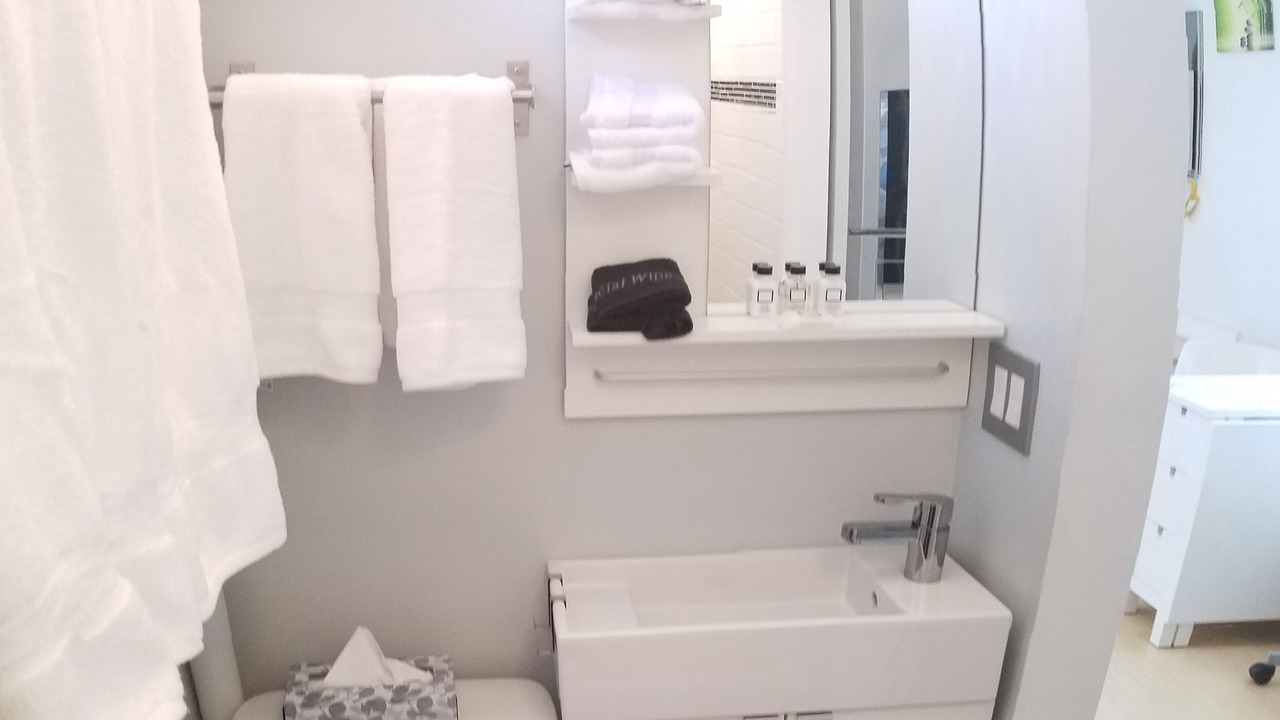 Photo of Bathroom in Lyons