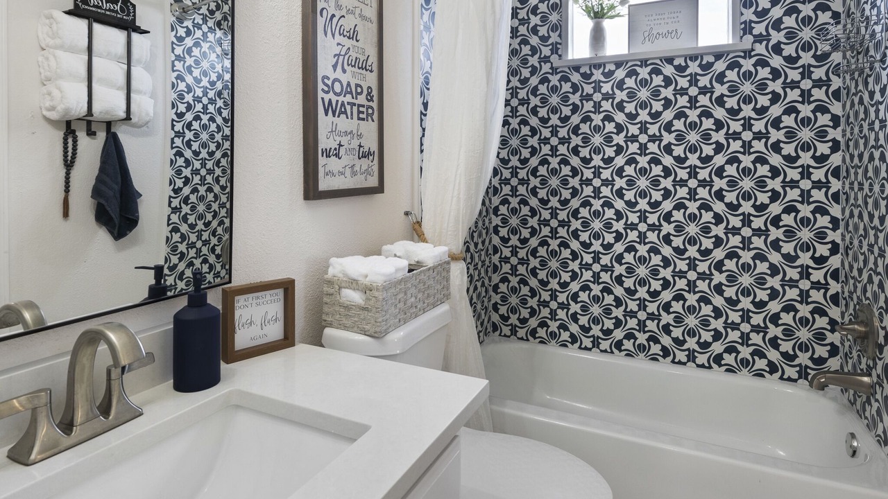 Photo of Bathroom in Aubrey