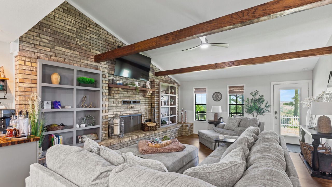 Photo of Livingroom in Mena