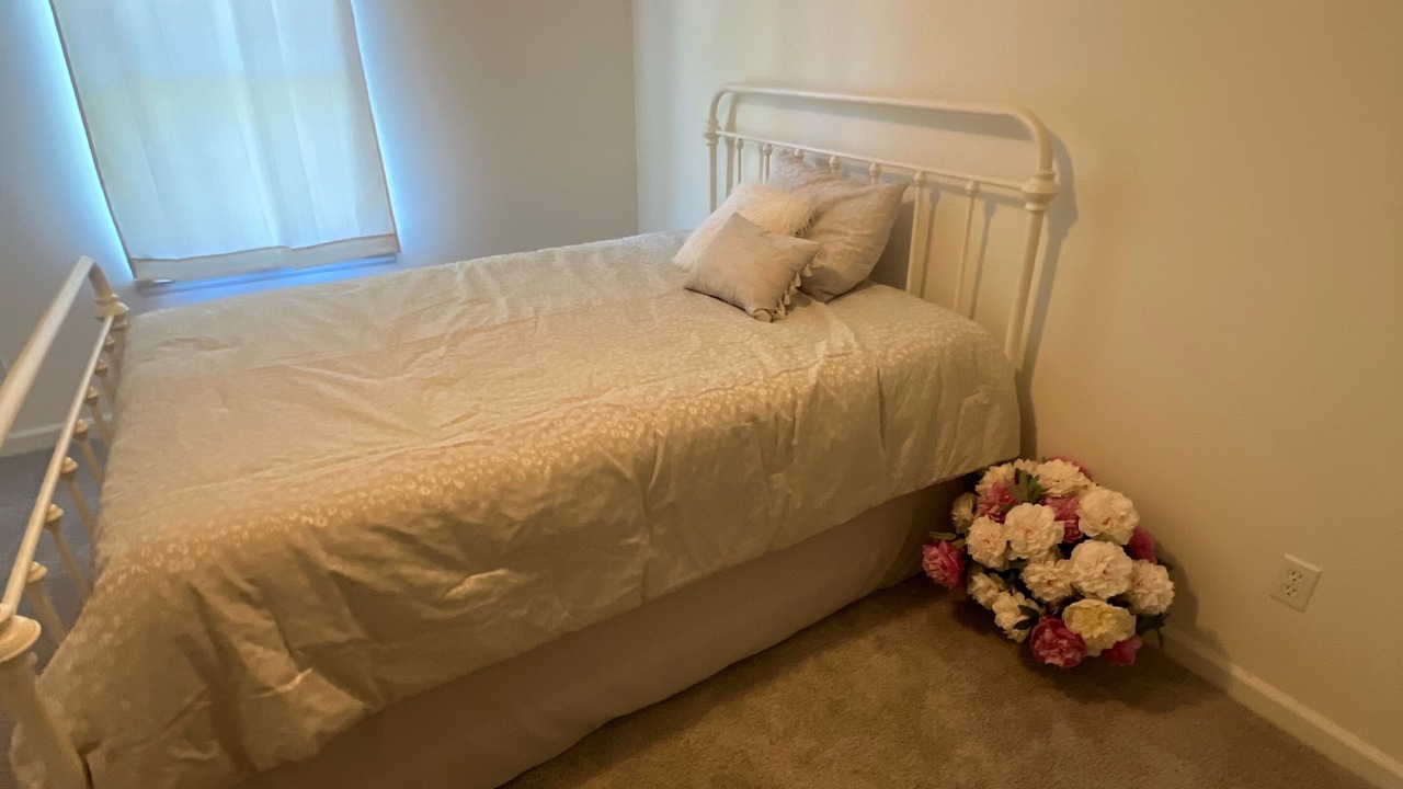 Photo of Bedroom in Lawrence