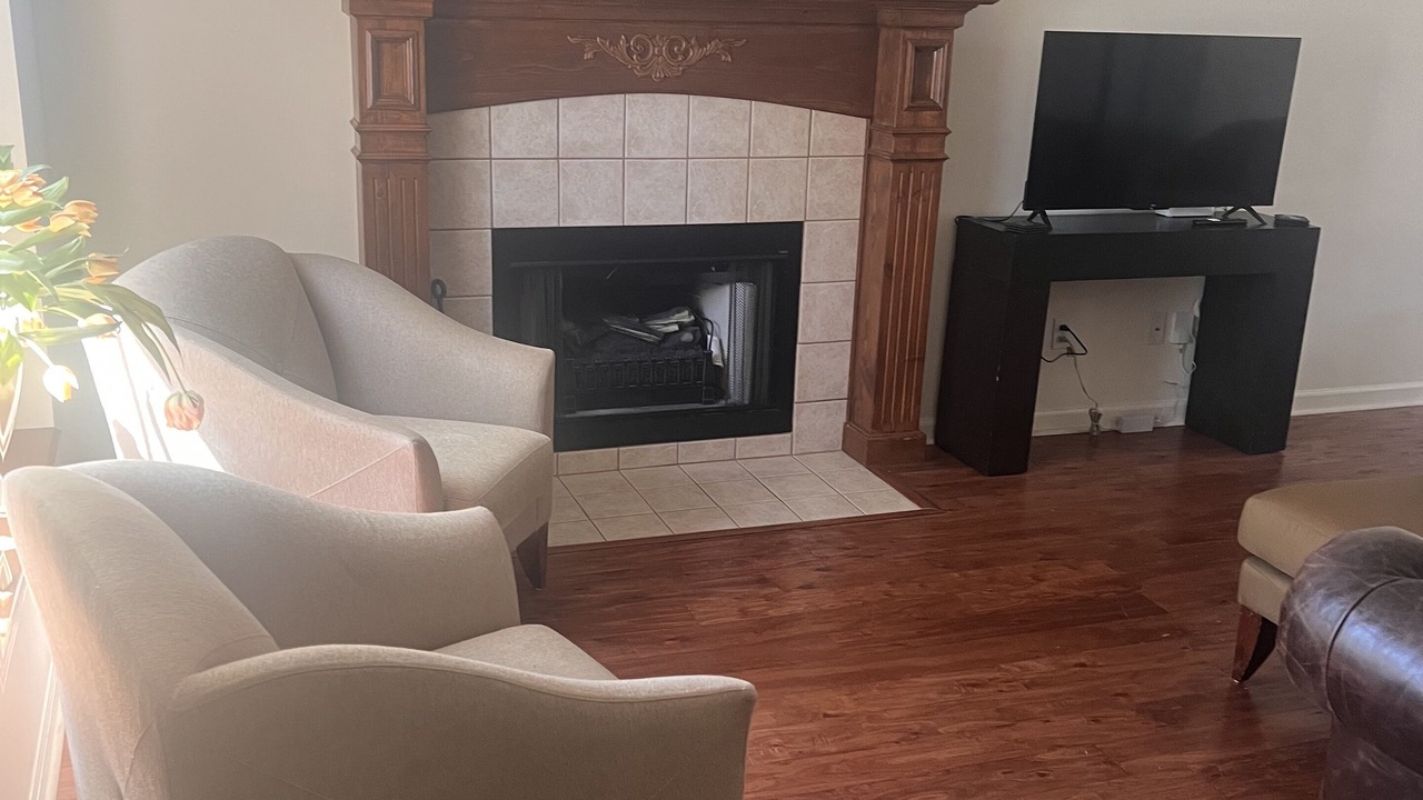 Photo of Livingroom in Lawrence