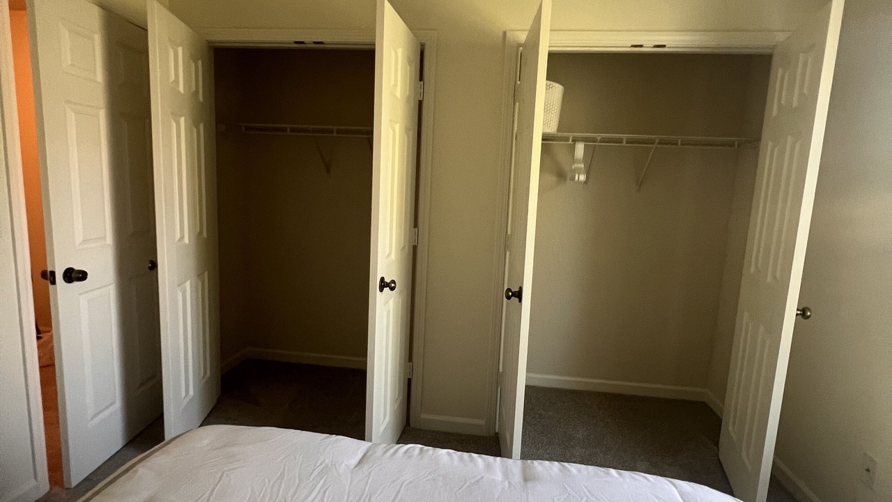 Photo of Bedroom in Lawrence