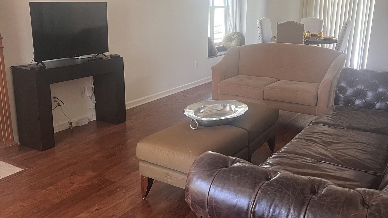 Photo of Livingroom in Lawrence