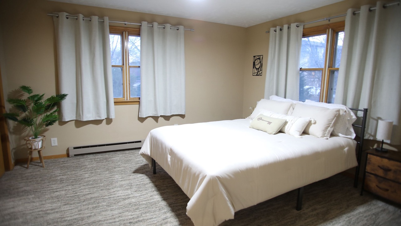 Photo of Bedroom in Millard