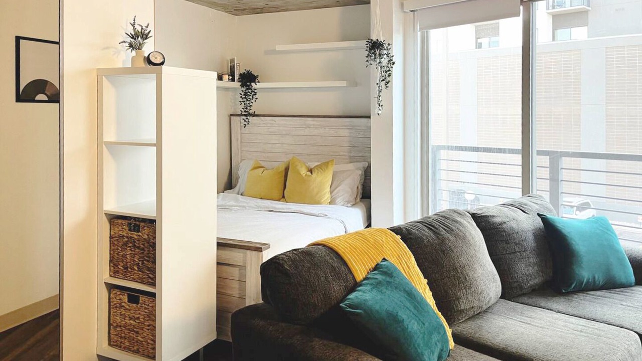 Photo of Bedroom in Jefferson Park