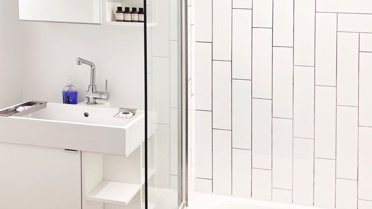 Photo of Bathroom in Jefferson Park