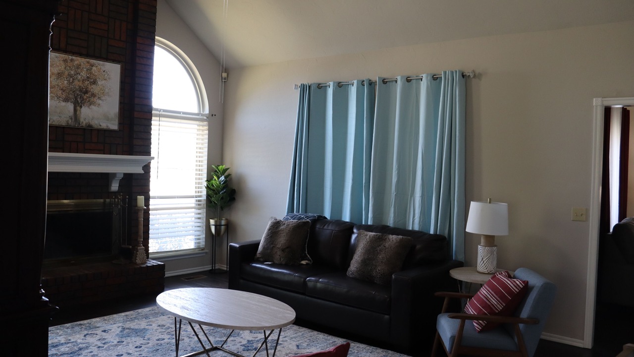Photo of Livingroom in Oklahoma City